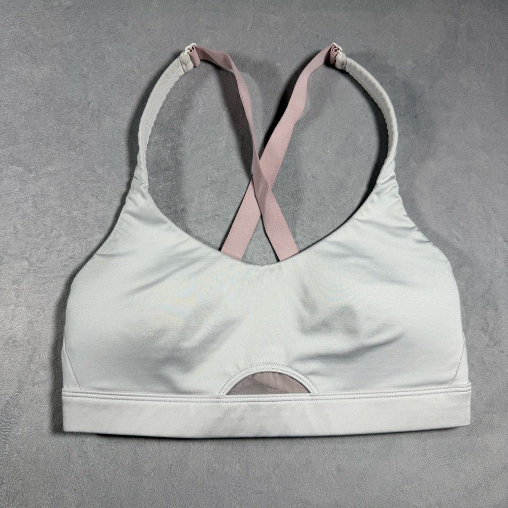 Victoria sport White and Pink Sports Bra Size Small
